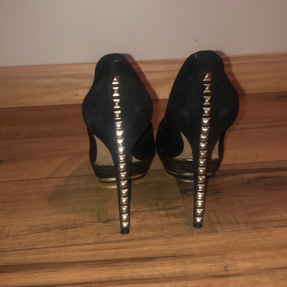 Heels - Picture 2 of 2
